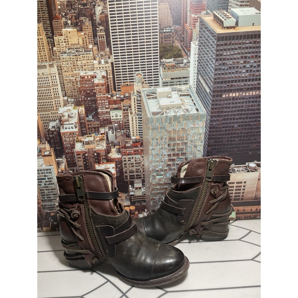 Freebird By Steven crue Size 7